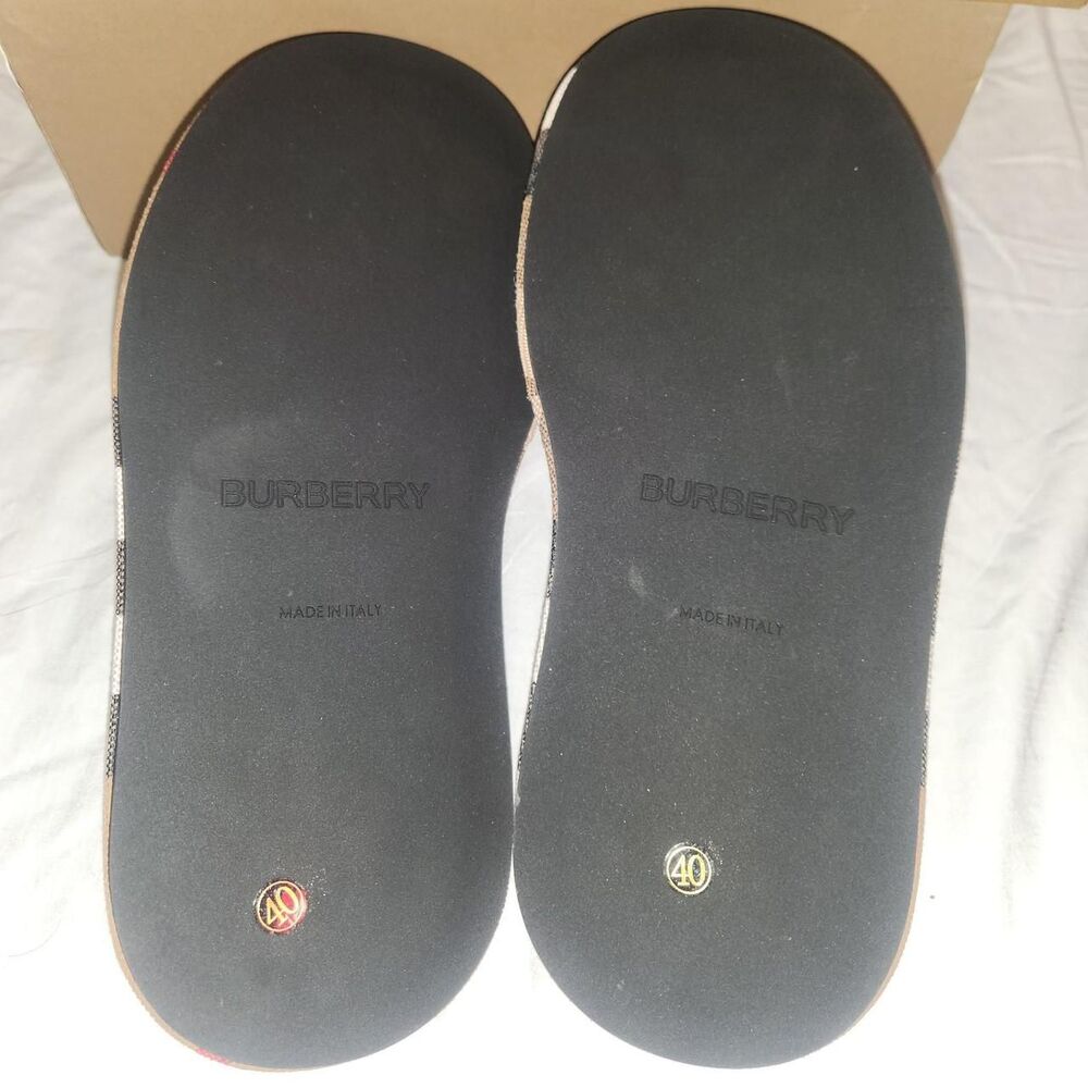 Burberry Women's Slides - Picture 3 of 5